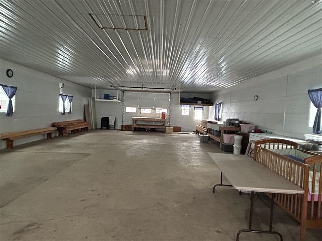 4273 W 80th Street, Fremont, MI 49412