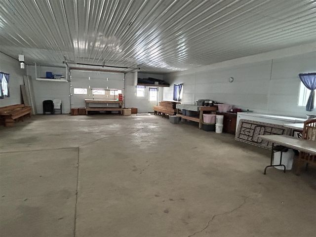 4273 W 80th Street, Fremont, MI 49412