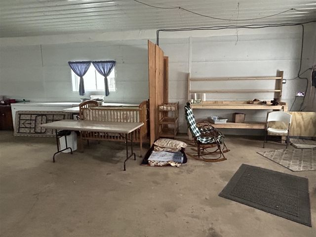 4273 W 80th Street, Fremont, MI 49412