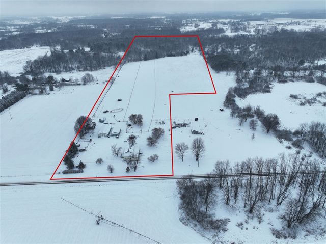 4273 W 80th Street, Fremont, MI 49412