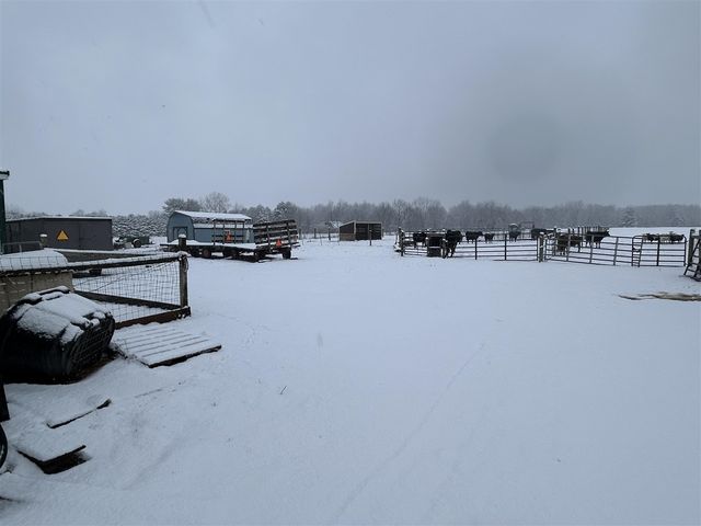 4273 W 80th Street, Fremont, MI 49412