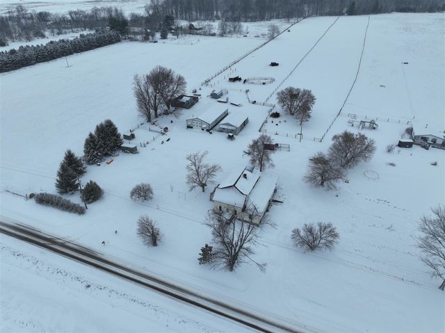 4273 W 80th Street, Fremont, MI 49412