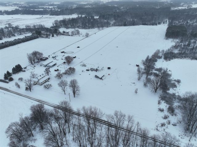 4273 W 80th Street, Fremont, MI 49412