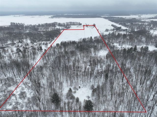 4273 W 80th Street, Fremont, MI 49412