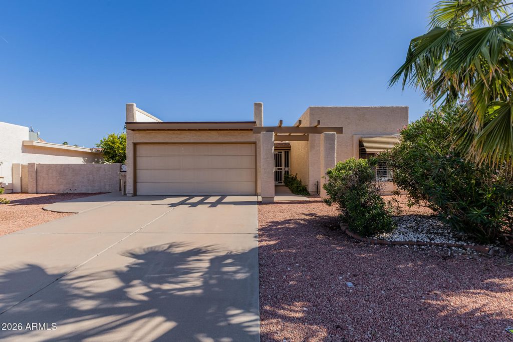 26409 S HOWARD Drive, Sun Lakes, AZ 85248