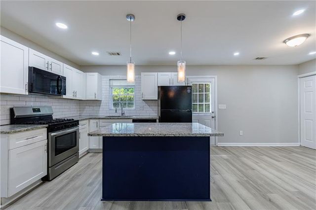 3554 Adkins NW Road, Atlanta, GA 30331