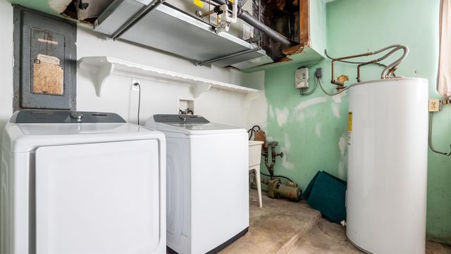 3500 SW 47 Ave Avenue, West Park, FL 33023