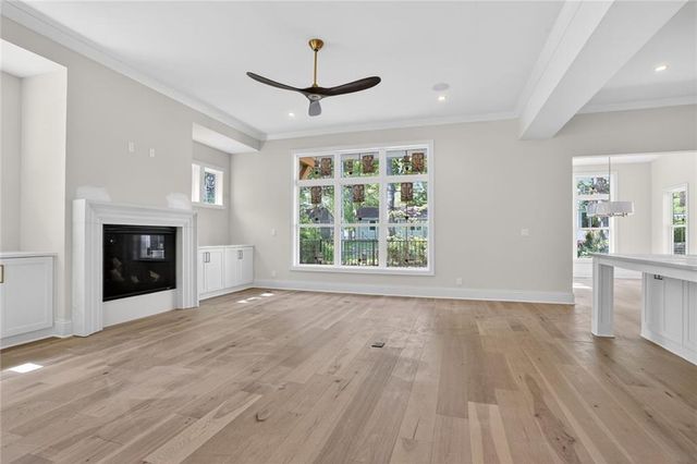 4617 W 72nd Street, Prairie Village, KS 66208