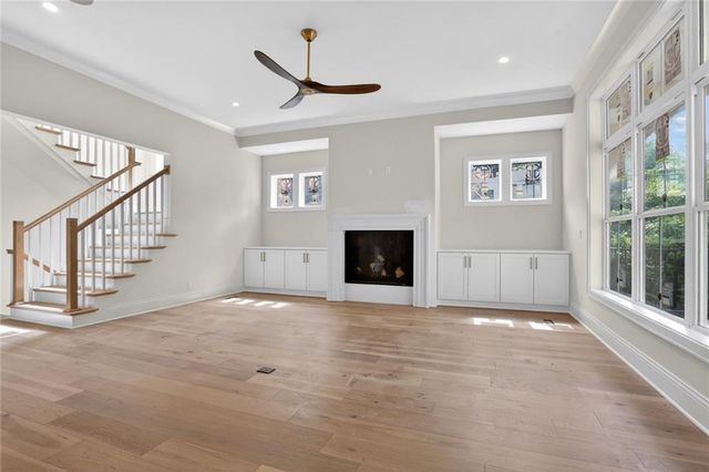 4617 W 72nd Street, Prairie Village, KS 66208