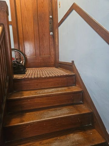 4015 W Potomac Avenue, Chicago, IL 60651