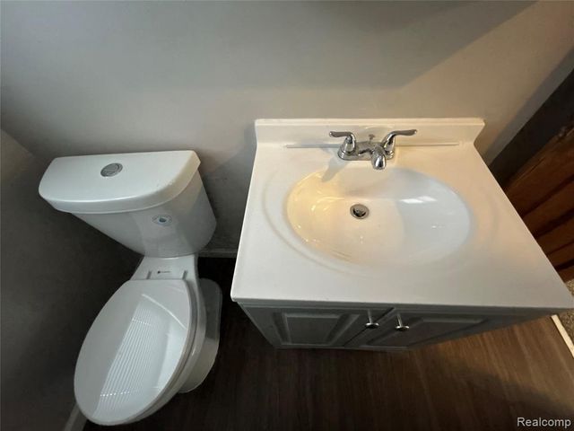 15545 Woodbine, Redford, MI 48239