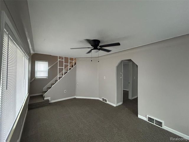 15545 Woodbine, Redford, MI 48239