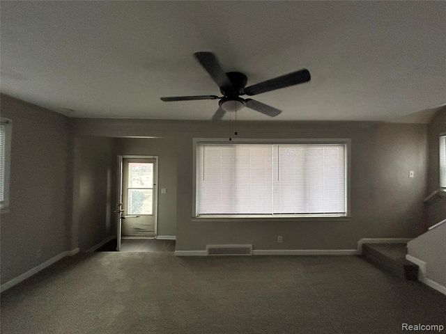 15545 Woodbine, Redford, MI 48239