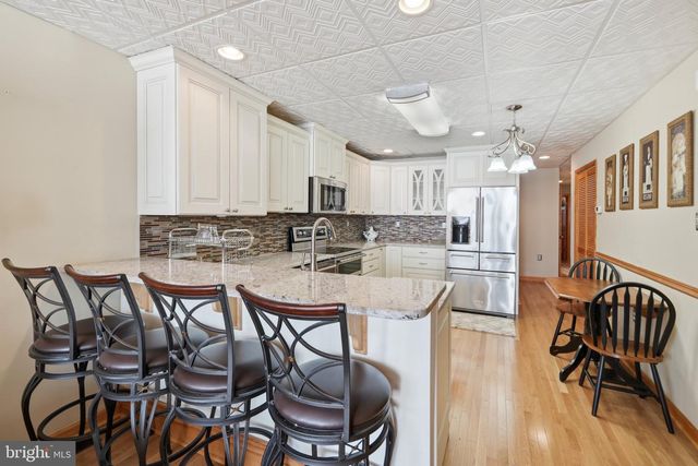 2110 S BROAD ST, Philadelphia, PA 19145