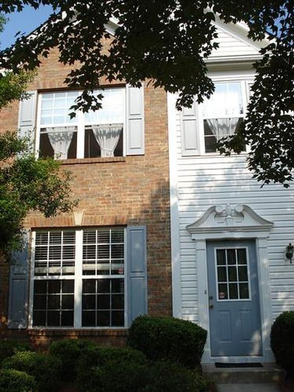 3722 Berkeley Crossing, Duluth, GA 30096