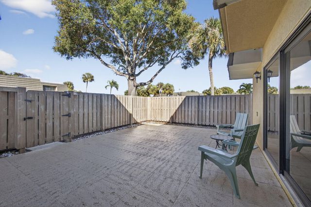 1101 11TH Way, West Palm Beach, FL 33407