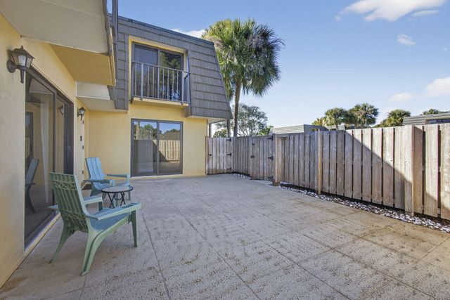 1101 11TH Way, West Palm Beach, FL 33407