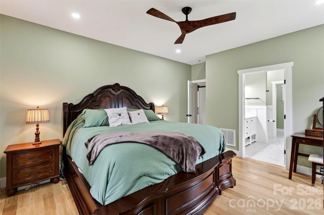 310 Magnolia Ridge Road, Swannanoa, NC 28778
