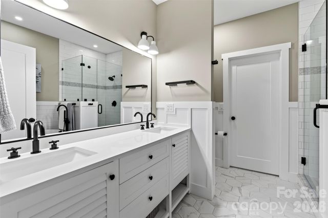 310 Magnolia Ridge Road, Swannanoa, NC 28778