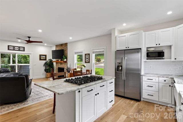 310 Magnolia Ridge Road, Swannanoa, NC 28778