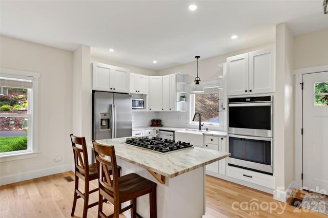 310 Magnolia Ridge Road, Swannanoa, NC 28778