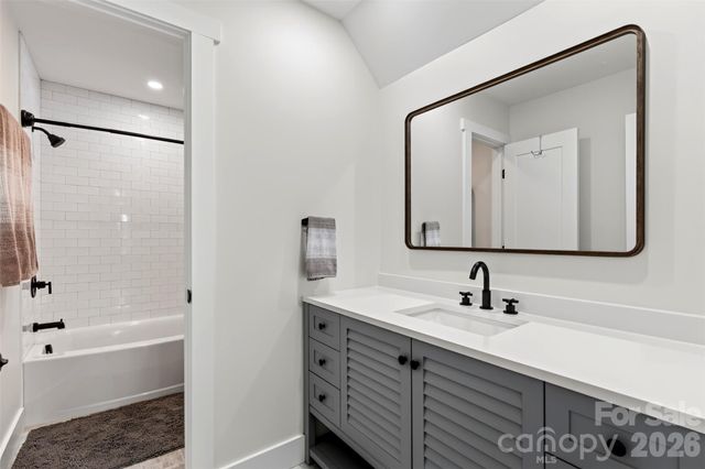 310 Magnolia Ridge Road, Swannanoa, NC 28778