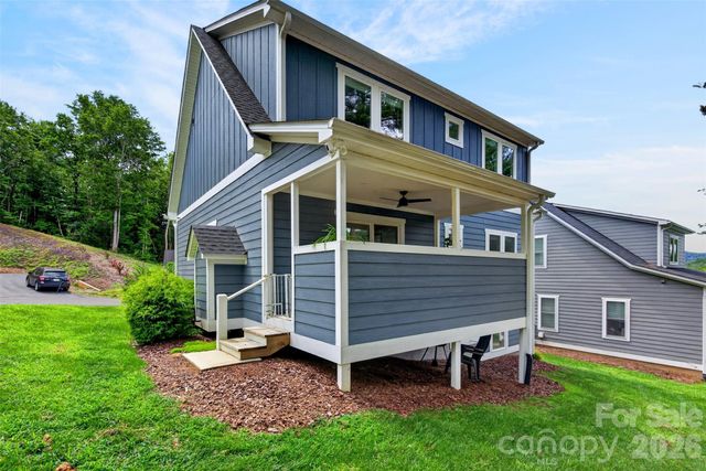 310 Magnolia Ridge Road, Swannanoa, NC 28778
