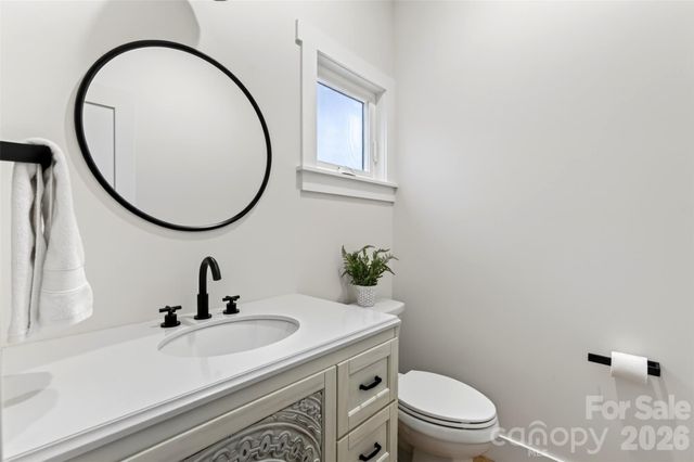 310 Magnolia Ridge Road, Swannanoa, NC 28778