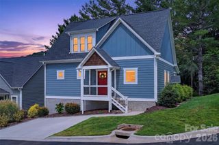 310 Magnolia Ridge Road, Swannanoa, NC 28778