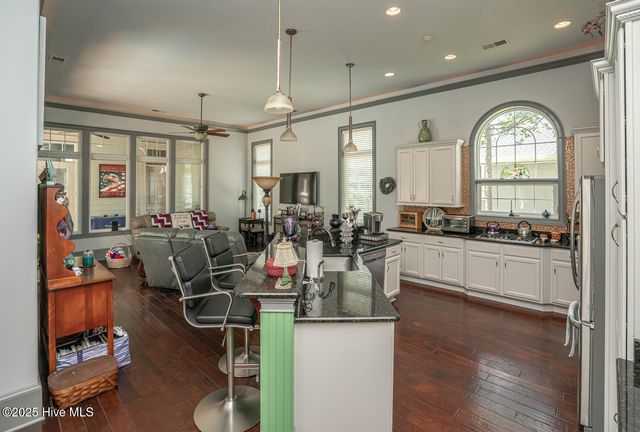 6601 Annesbrook Place SW, Ocean Isle Beach, NC 28469