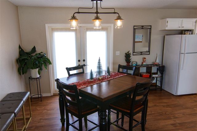 200 E Keanahalululu LN R, Bastrop, TX 78602