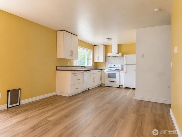 821 Gregory Way SE, Olympia, WA 98513