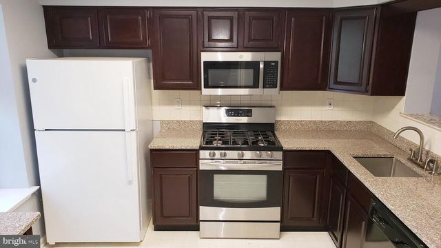6 HALSTEAD PLACE, Princeton, NJ 08540