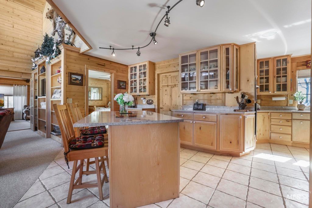 203 N Brush Road, Fairfield, ID 83327 photo 11