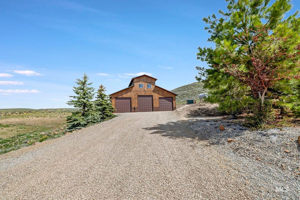 203 N Brush Road, Fairfield, ID 83327 photo 35