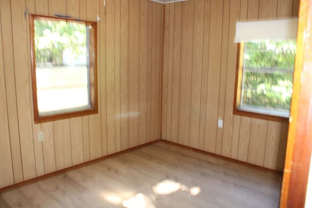 121 E Lynnwood Drive, Diamond City, AR 72630
