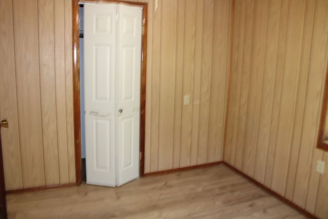 121 E Lynnwood Drive, Diamond City, AR 72630