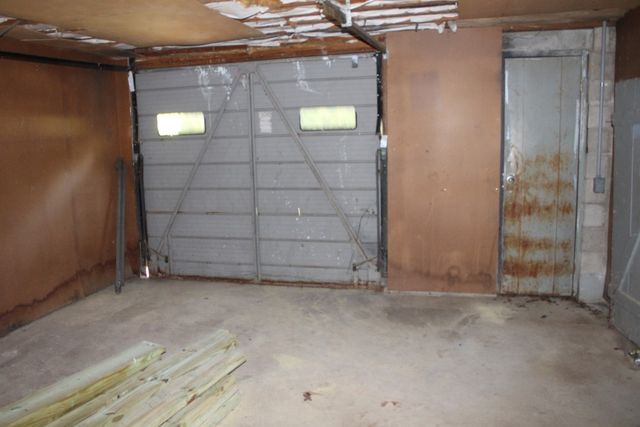 121 E Lynnwood Drive, Diamond City, AR 72630