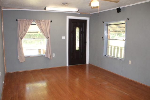 121 E Lynnwood Drive, Diamond City, AR 72630