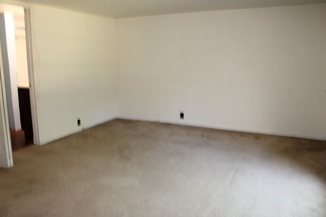 121 E Lynnwood Drive, Diamond City, AR 72630