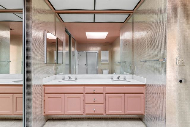 250 Serena Drive, Palm Desert, CA 92260