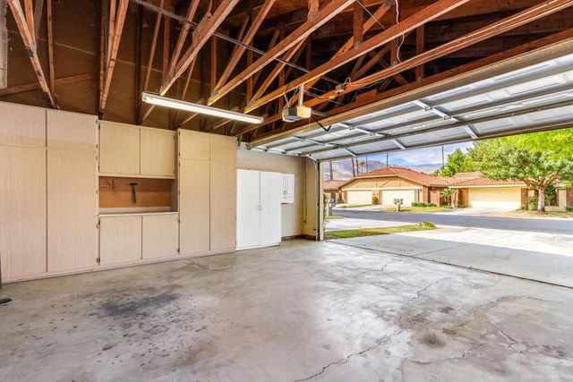 250 Serena Drive, Palm Desert, CA 92260