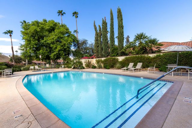 250 Serena Drive, Palm Desert, CA 92260