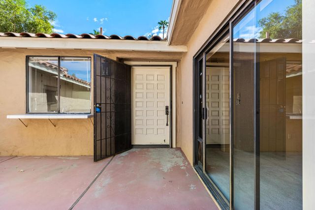 250 Serena Drive, Palm Desert, CA 92260
