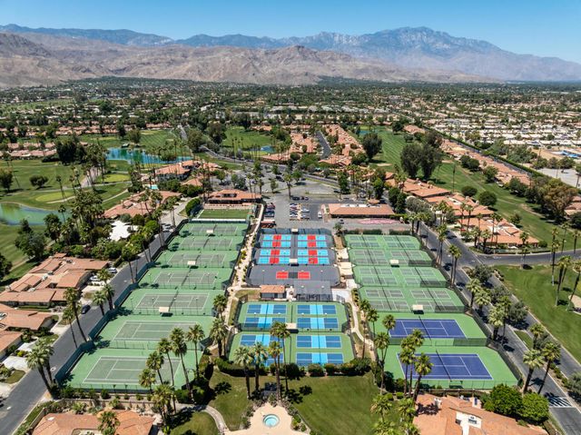 250 Serena Drive, Palm Desert, CA 92260