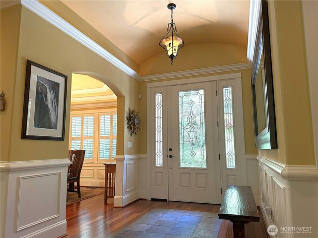 18210 Homeview Drive, Edmonds, WA 98026