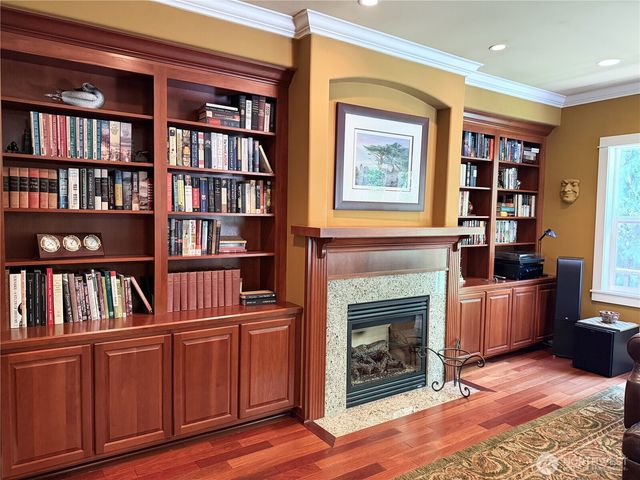 18210 Homeview Drive, Edmonds, WA 98026