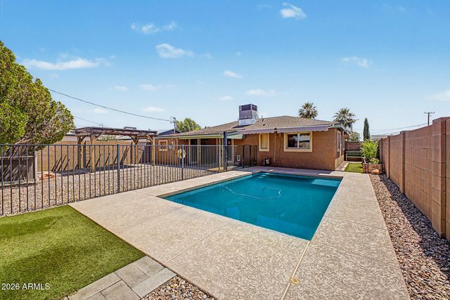 11118 W IOWA Avenue, Youngtown, AZ 85363