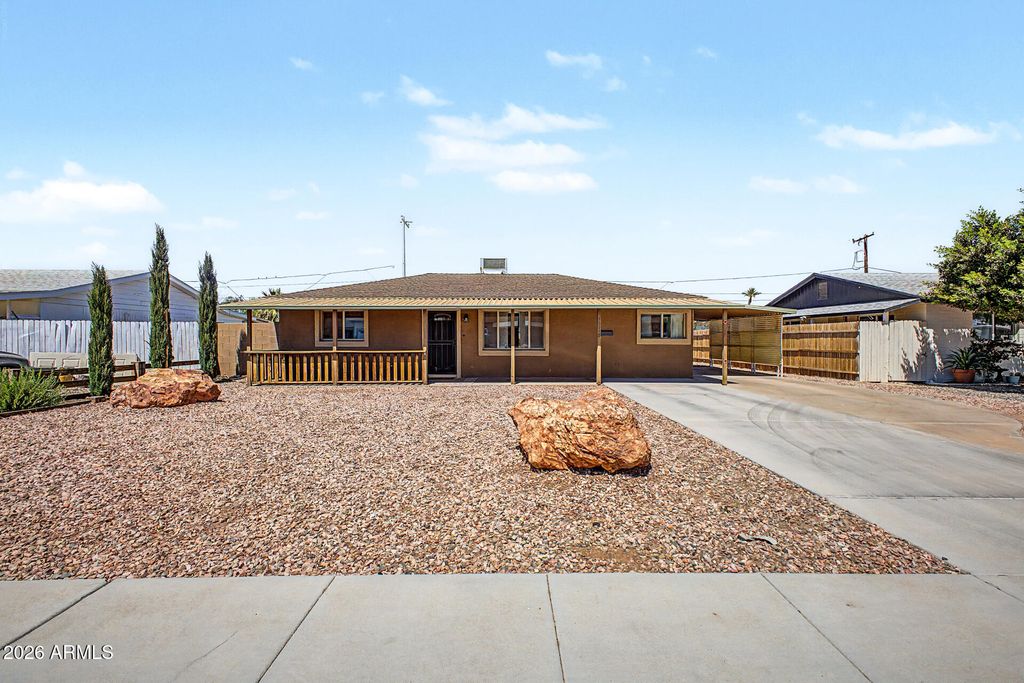 11118 W IOWA Avenue, Youngtown, AZ 85363