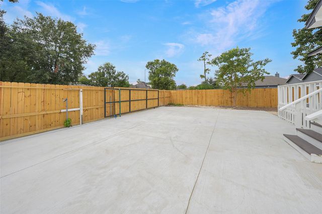 9305 Kentshire Drive, Houston, TX 77078